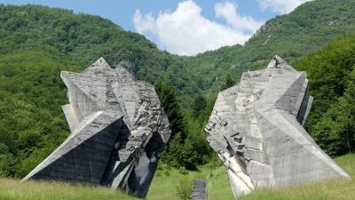 Taman Nasional Sutjeska: Permata Alam dan Sejarah di Jantung Bosnia dan Herzegovina